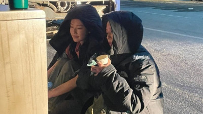 채원빈 story 너무 추웠던.. 스위트홈3 지금 넷플릭스에서!