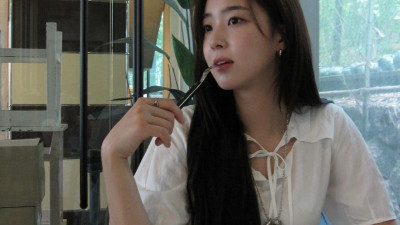 최예빈 insta 곰돌이 인형 모자 펜던트