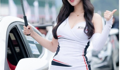 본업이 레이싱모델이라는 김봉준 '무엔터' 여캠